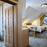 Hotel apartamentowy Rohace