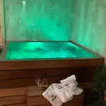 Rohace Hotel apartamentowy 3*
