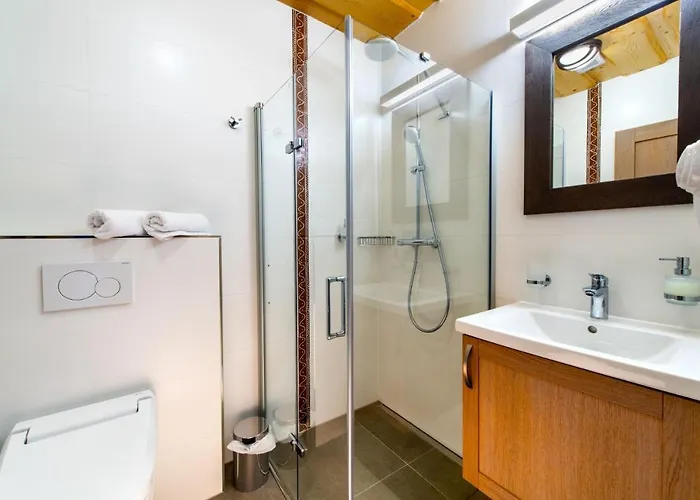 Rohace Aparthotel 3*